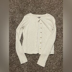 🐰Universal Thread Cream Button Up Shirt🐰